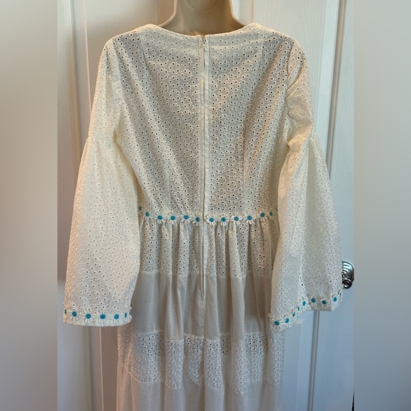 Vintage white eyelet Maxi Dress Daisy appliqué Size 6 Prairie 70’s Boho Theater - Picture 8 of 15